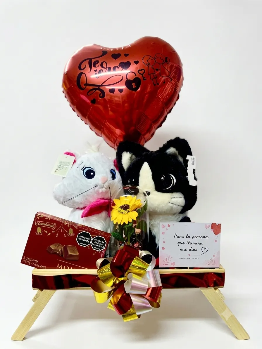 1788727678548 Ancheta cons dos peluches, dulces, decoracióm, caja en madera, globos y dedicatoria