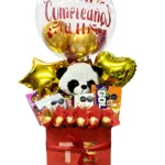 Ancheta con peluche, globos, dulces, caja y decoración